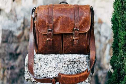 leather messenger bag reviews - Good Earth Montana
