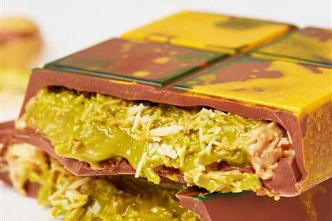 UK Chocolate Wars: Dubai-Style Treats Hit M&S and Iceland (and I'm Obsessed)