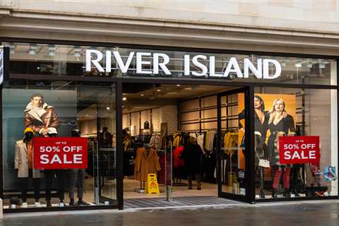 The fashion bloodbath continues – River Island's Worthing shop joins the growing retail graveyard