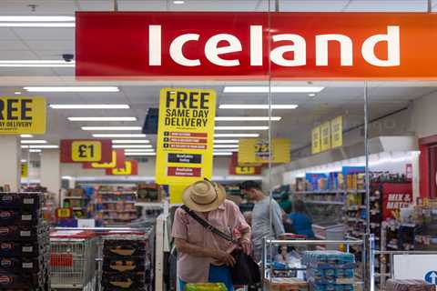 Iceland's Pulling the Plug on Two More Stores (And Yeah, People Are Mad)
